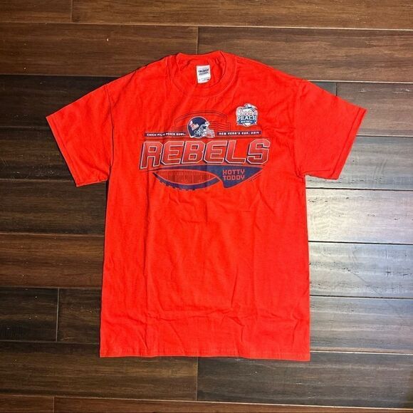 2014 Ole Miss Chick-Fil-A Peach Bowl T-Shirt - Picture 1 of 5